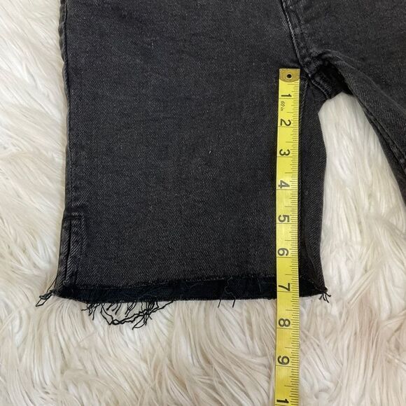 Free People Button-Fly Raw Hem 7" Jean Bermuda Shorts in Ash Black 24 - Picture 10 of 14